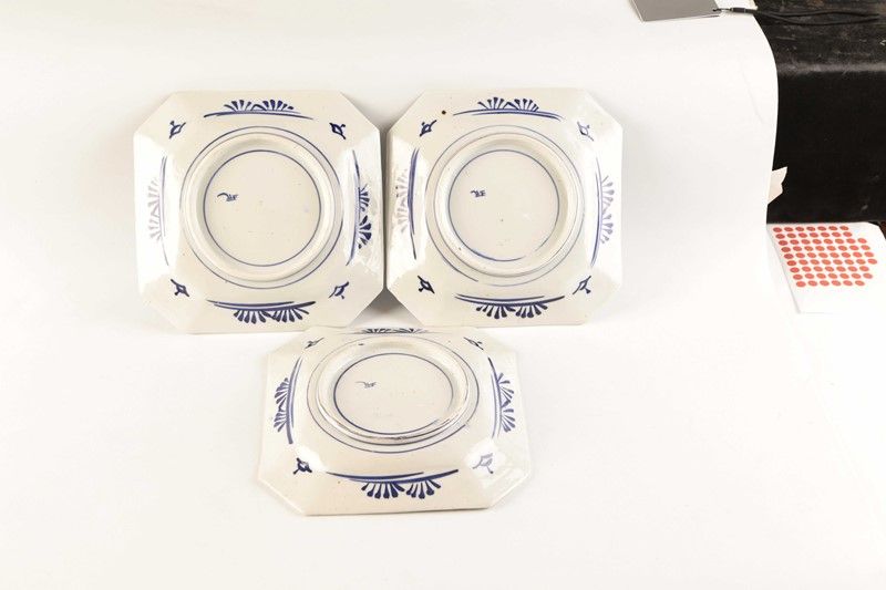 Tre Piatti da Portata in Ceramica Smaltata