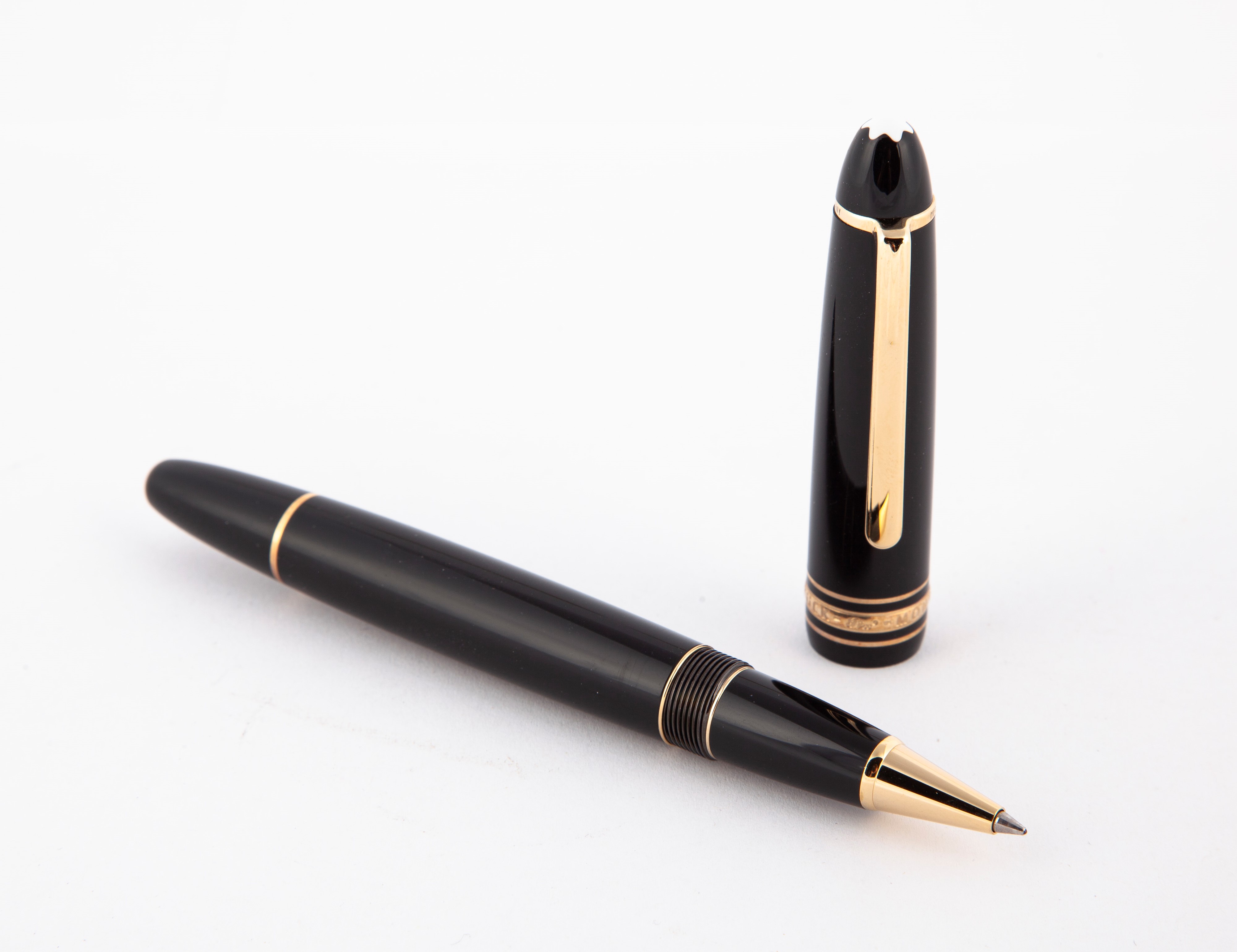 Montblanc Meisterstuck Pix - Penna a Sfera in Resina Nera con Particolari Dorati