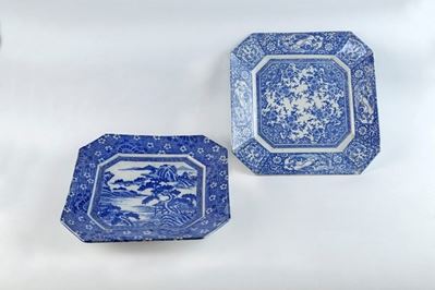 Due Piatti da Portata in Ceramica Smaltata