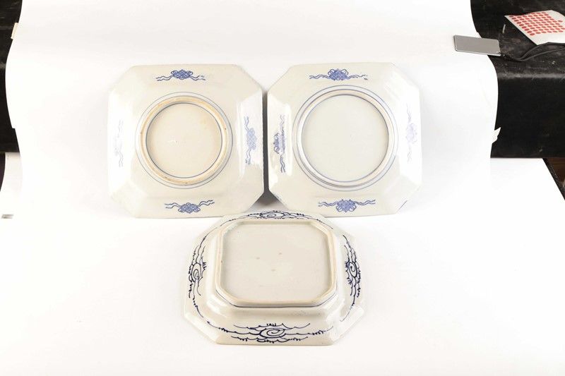 Tre Piatti da Portata in Ceramica Smaltata