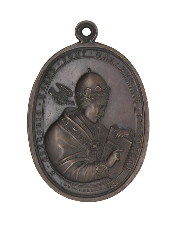 Giuseppe Cerbara - Stato Pontificio - Gregorio XVI - Medaglia Straordinaria ovale in bronzo per l'Ospizio di San Michele a Ripa Grande in Roma, datata 1831 e firmata Giuseppe Cerbara. D/ San Gregorio Magno con triregno e piviale a destra mentre scrive con dietro la colomba dello Spirito Santo S•GREGORIO•MAGNO•PONT•MAX•HUMILIS•SVCCESSOR sotto GIVSEPPE•CERBARA•DIRESSE• OSP•APLICO•1831• R/ San Romualdo seduto predica a cinque discepoli S. ROMVALDO•ABBATI•DEVOTVS•FILIVS•GREGORIVS•XVI in esergo GIVSEPPE CERBARA