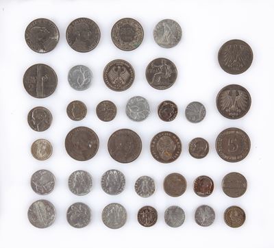 Lotto Monete: Buono 2 Lire 1923; 1924 (4); Buono da 1 Lira 1922 Vittorio Emanuele Regno D'italia;...