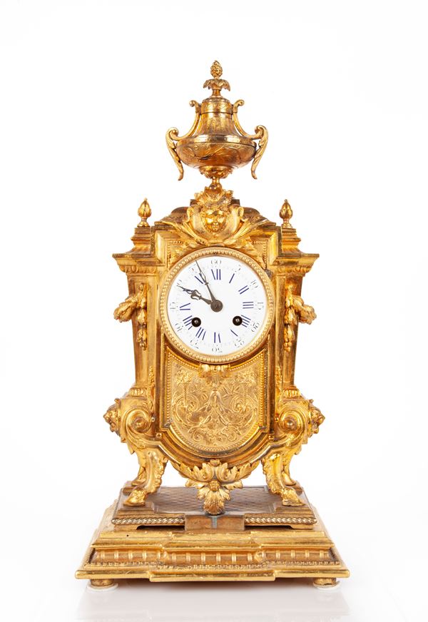 Orologio da tavolo in bronzo dorato d'epoca Napoleone III
