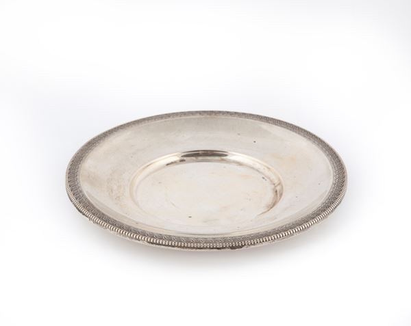 Piatto sottobottiglia in argento 800  - Asta Argenti Antichi e da Collezione - Casa d'Aste Arcadia