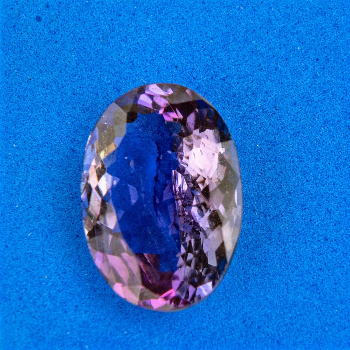 Tanzanite con Certificato