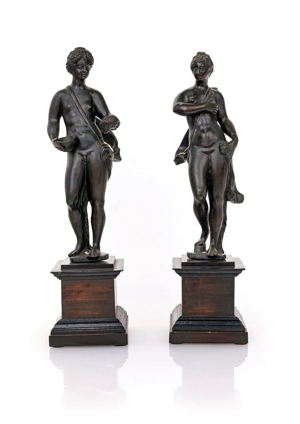 Due sculture dall'antico in bronzo brunito, XVII secolo
