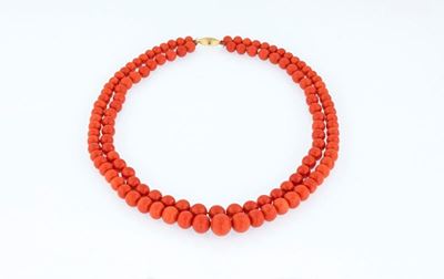 Collana con Due Fili di Corallo