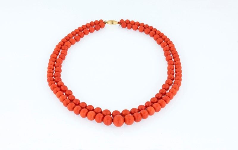 Collana con Due Fili di Corallo