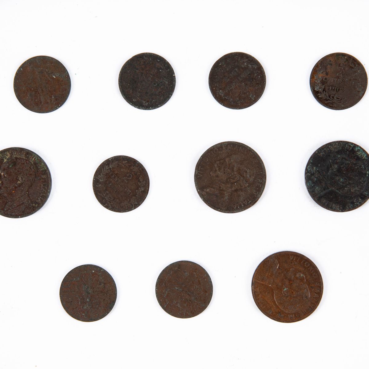 Lotto 11 Monete Vittorio Emanuele III Regno D'italia: 5 Centesimi 1909; 1918 3 Esemplari; 2 Cente...
