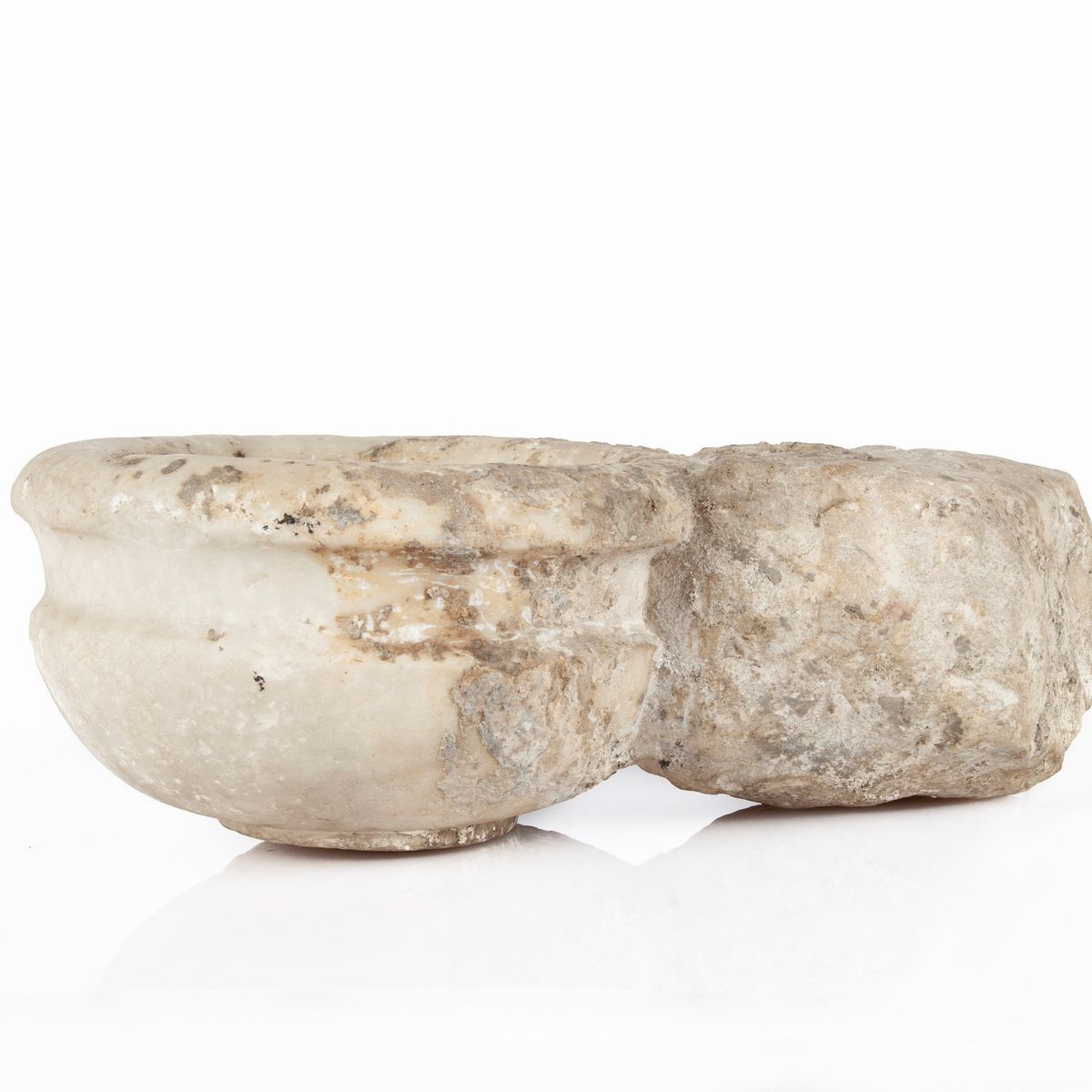 Piccola Acquasantiera da Muro in Marmo Bianco, XVII Secolo