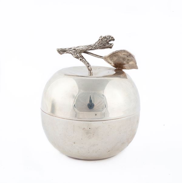 Contenitore in argento a forma di mela  - Asta Argenti Antichi e da Collezione - Casa d'Aste Arcadia
