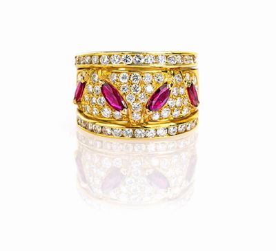 Anello in Oro, Brillanti e Rubini.