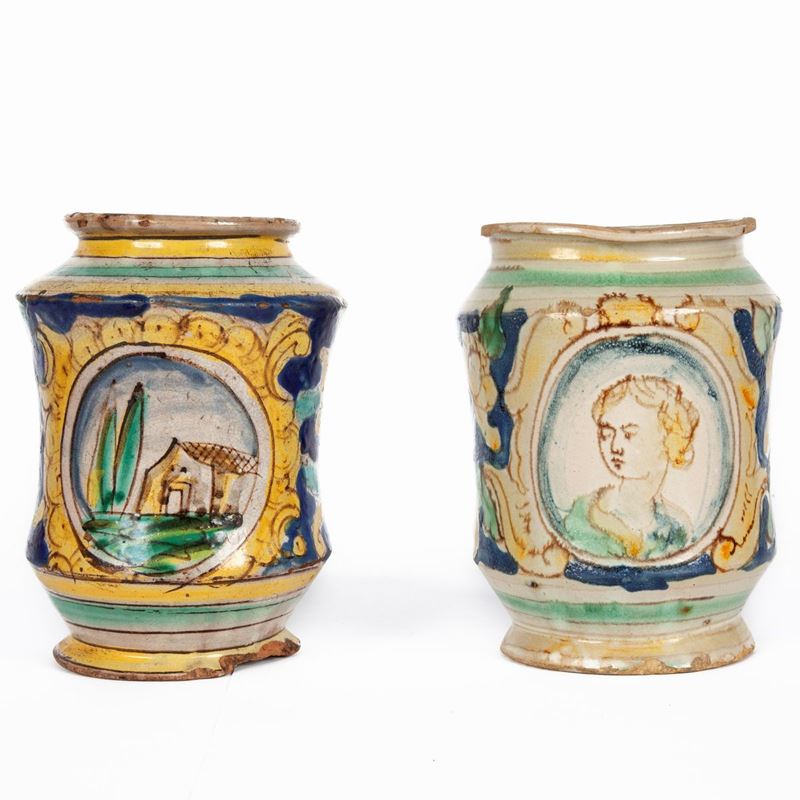 Due Albarelli in Maiolica Policroma, Italia Meridionale