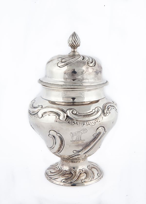 Scatola porta tè in argento 925/1000, Giorgio II, Londra 1758, argentiere Thos Powel