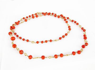 Collana in Oro e Corallo