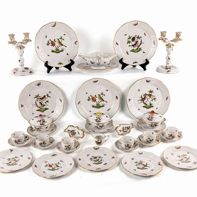 Servizio da Tavola in Porcellana, Decoro Rothschild, Manifattura di Herend, Ungheria XX Secolo
