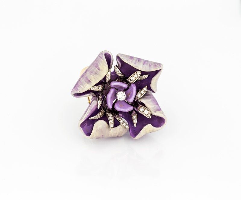 Anello in Oro Bianco con Grande Fiore in Smalto
