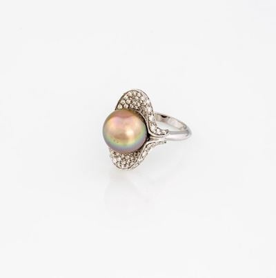 Anello in Oro Bianco Brillanti e Perla Tahiti