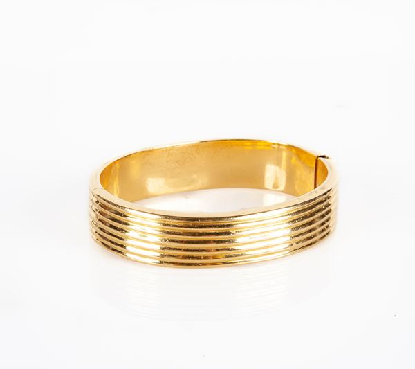Bracciale rigido in oro