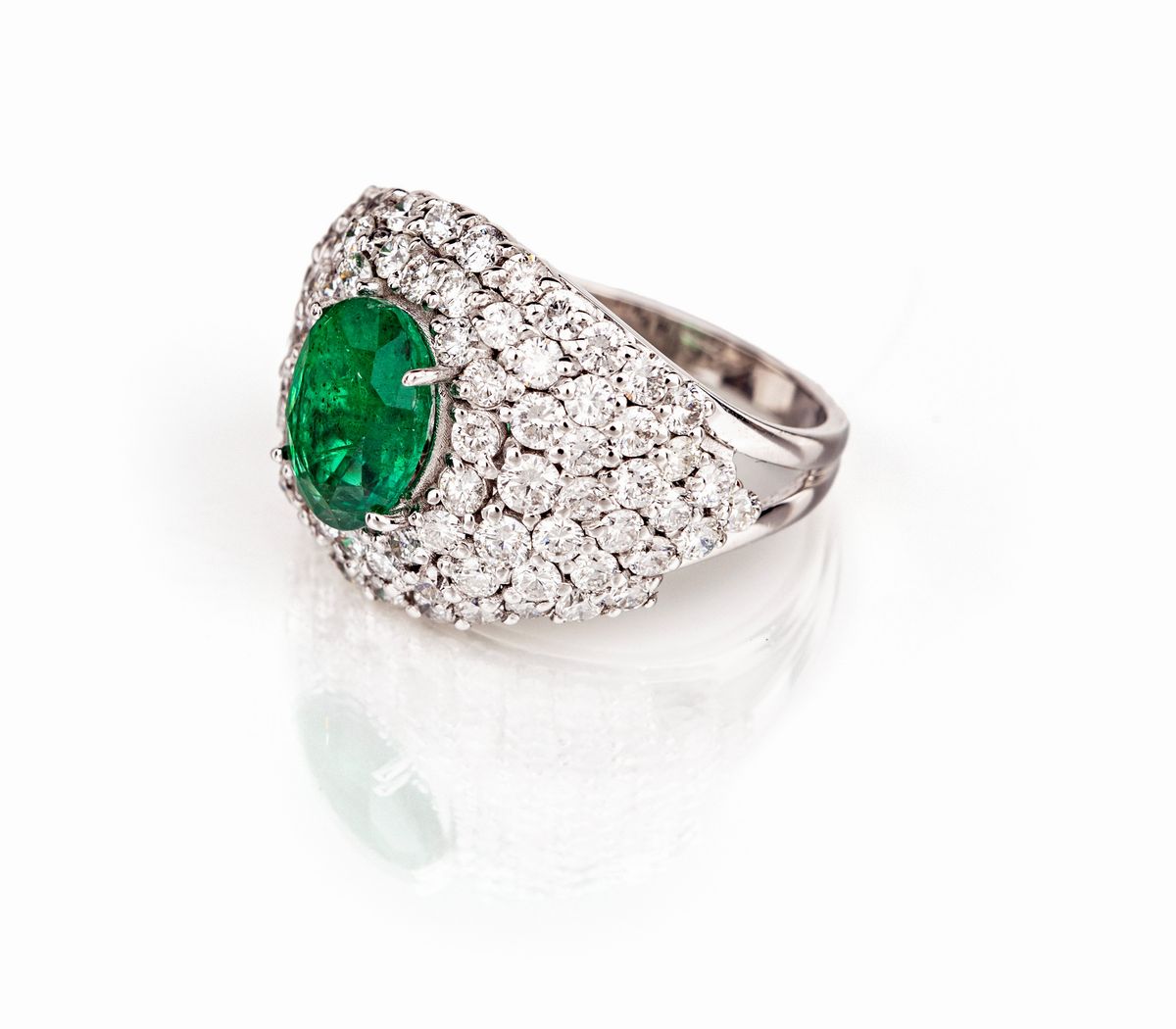 Anello in Oro Brillanti e Smeraldi