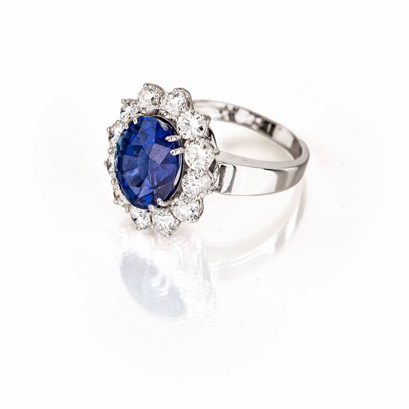 Anello in Oro Brillanti e Zaffiro