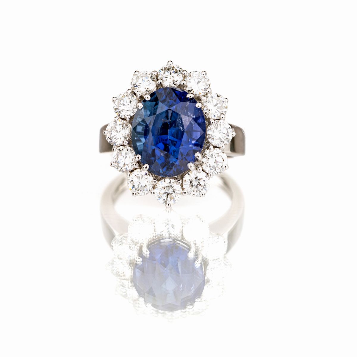 Anello in Oro Brillanti e Zaffiro