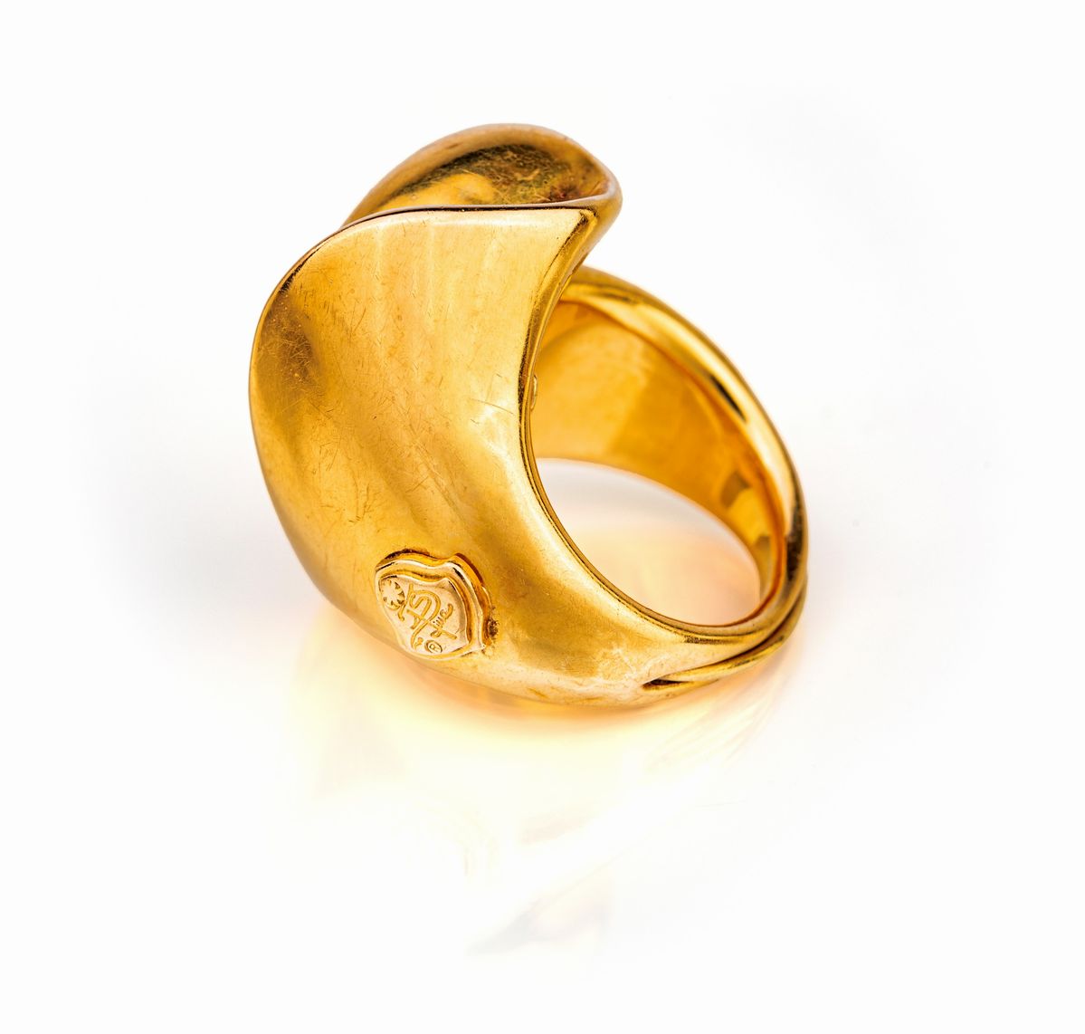 Anello in Oro a Nodo
