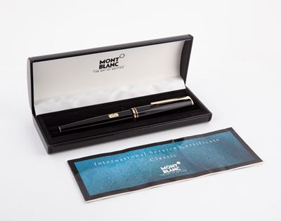 Montblanc Classic - Penna Stilografica in Resina Nera con Particolari Dorati