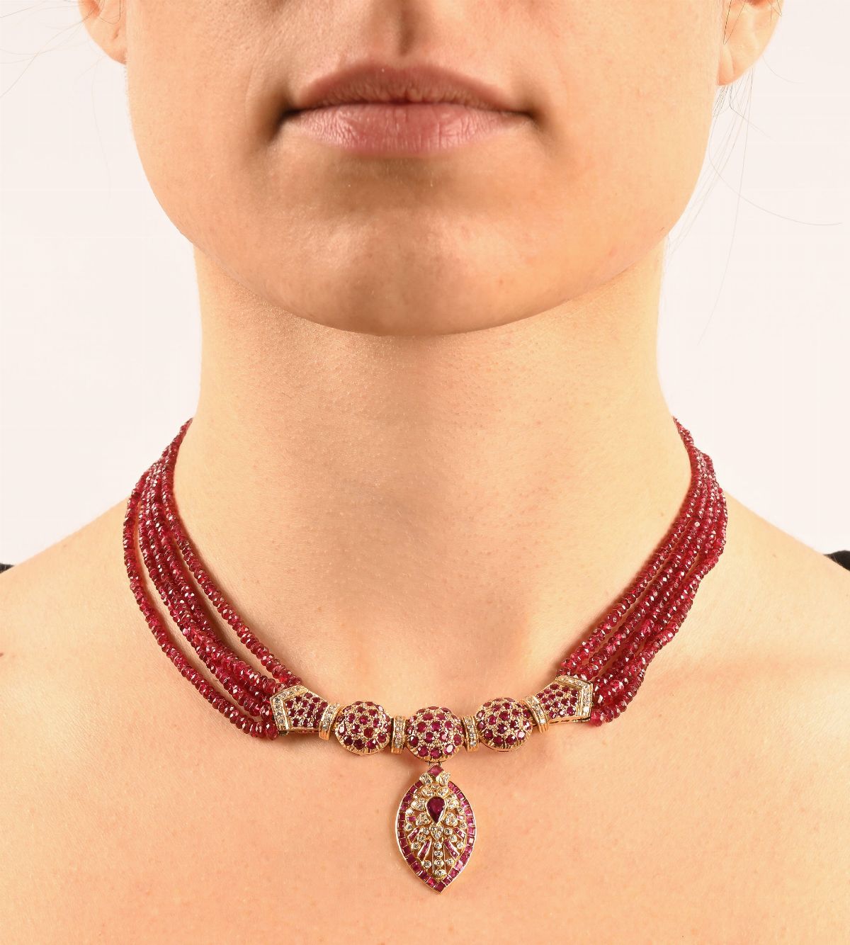 Collana in Oro, Rubini e Brillanti