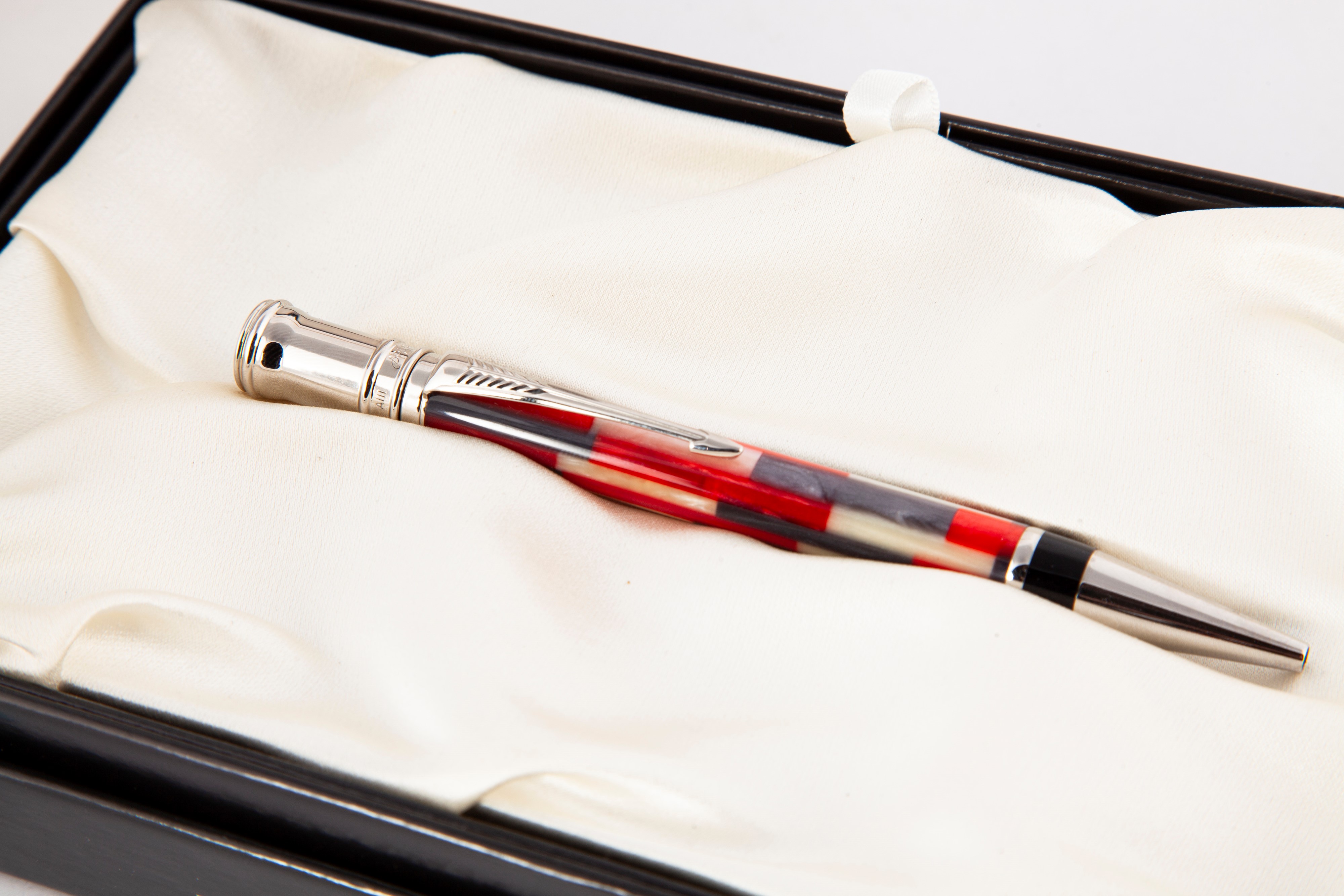 Parker Duofold Mosaic - Penna a Sfera in Resina Acrilica con Finiture in Metallo Laminato Platino