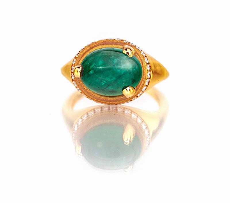 Anello in Oro Smeraldo e Brillanti.