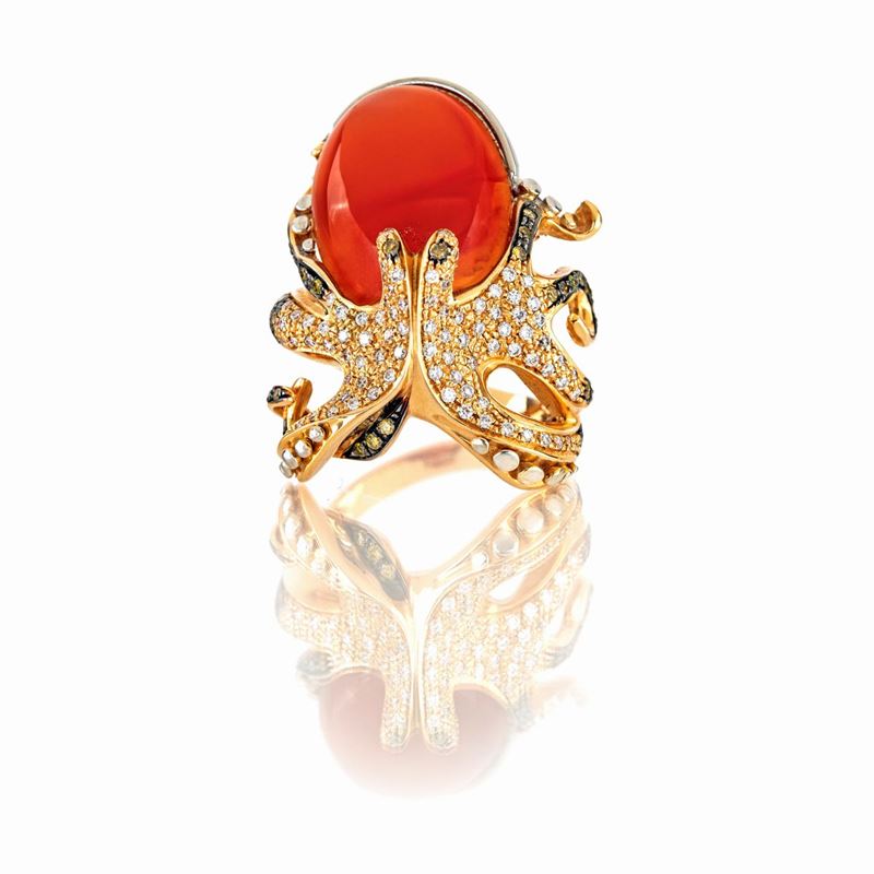 Anello Animalier in Oro, Brillanti e Corniola