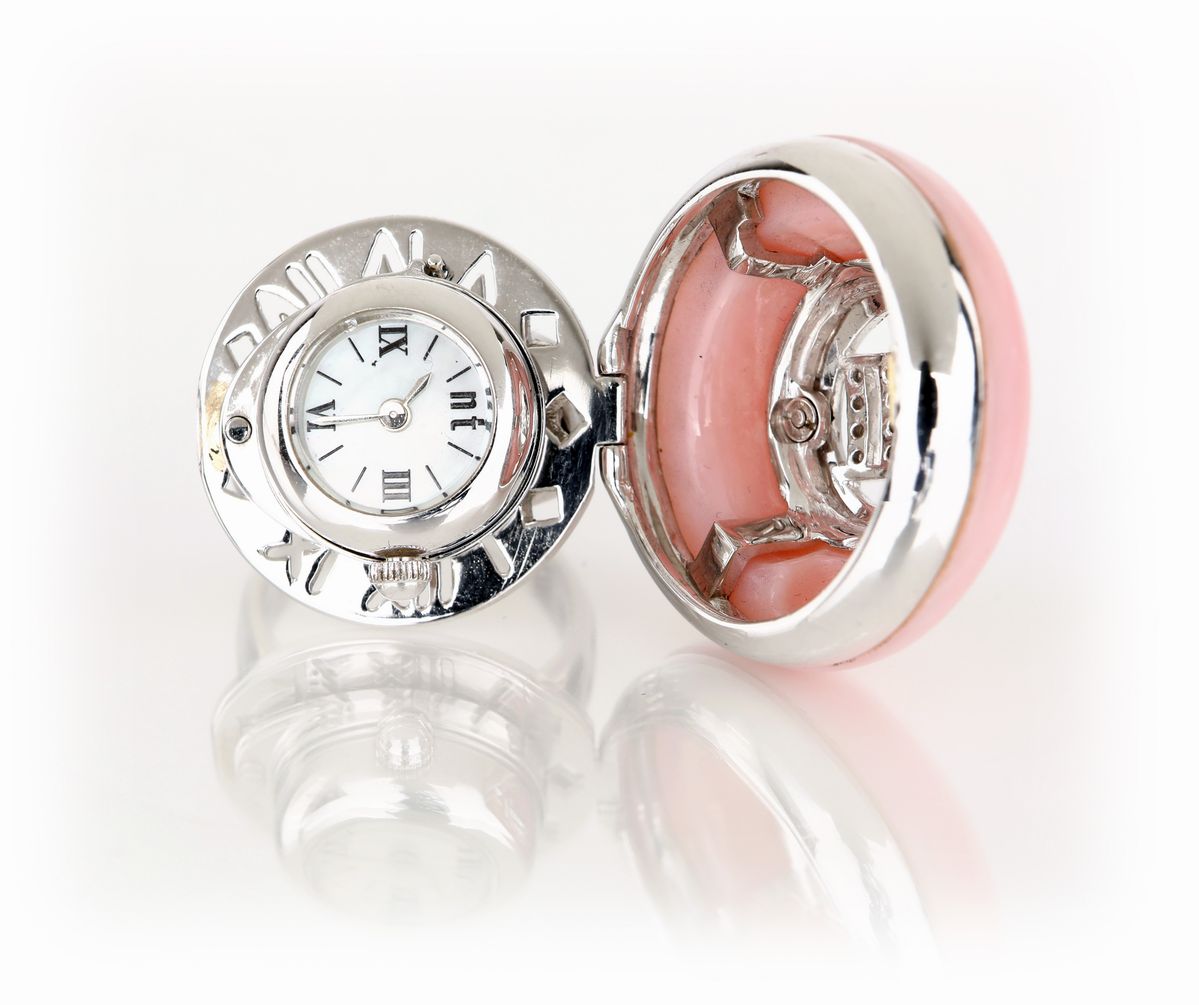 Anello con Orologio in Oro Brillanti e Smalto