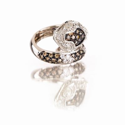 Anello a Serpente in Oro e Brillanti