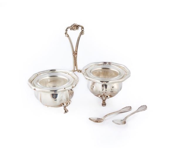 Saliera in argento 925 a doppia vaschetta con cucchiaini  - Asta Argenti Antichi e da Collezione - Casa d'Aste Arcadia