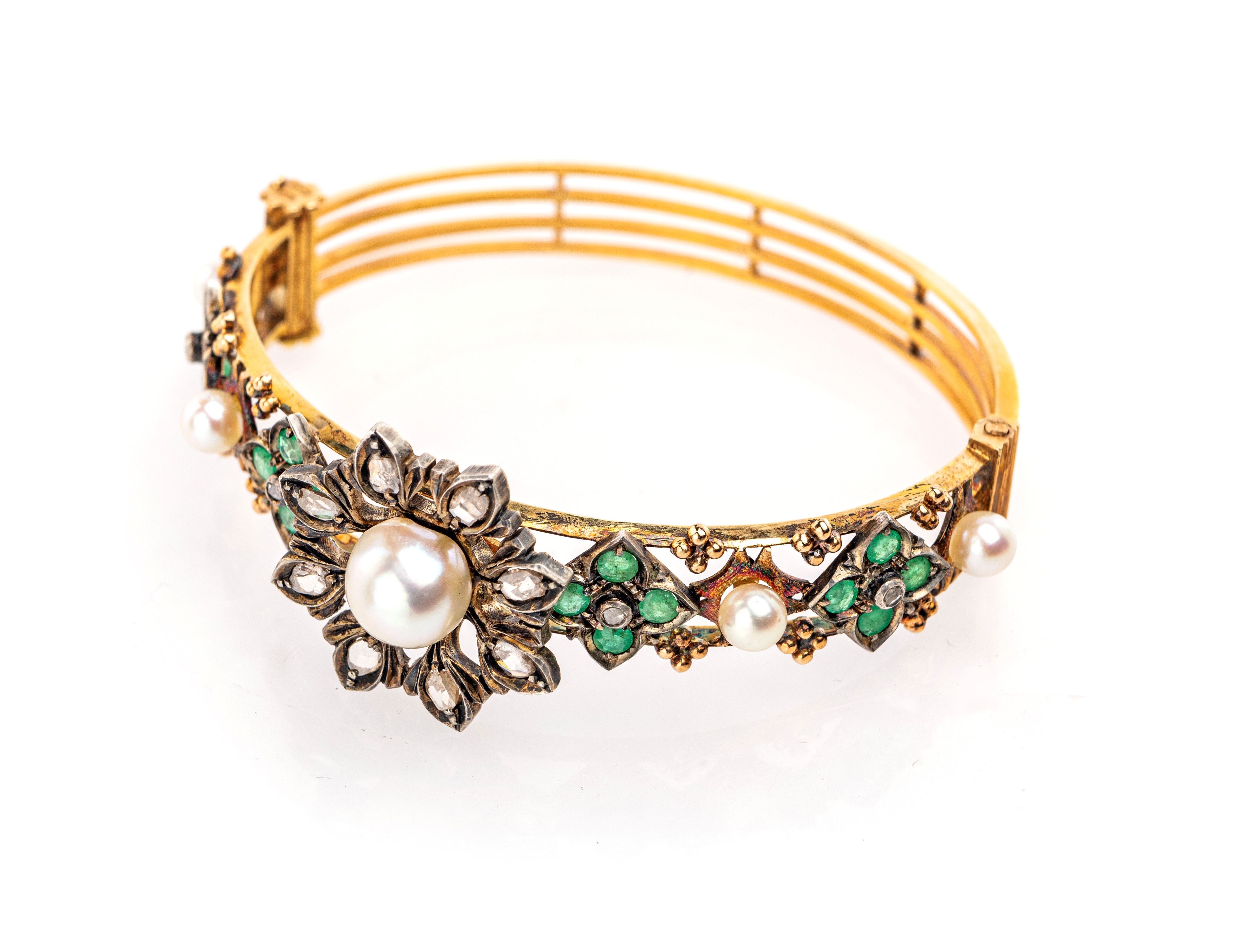 Bracciale in Oro e Argento, Perle, Diamanti e Smeraldi