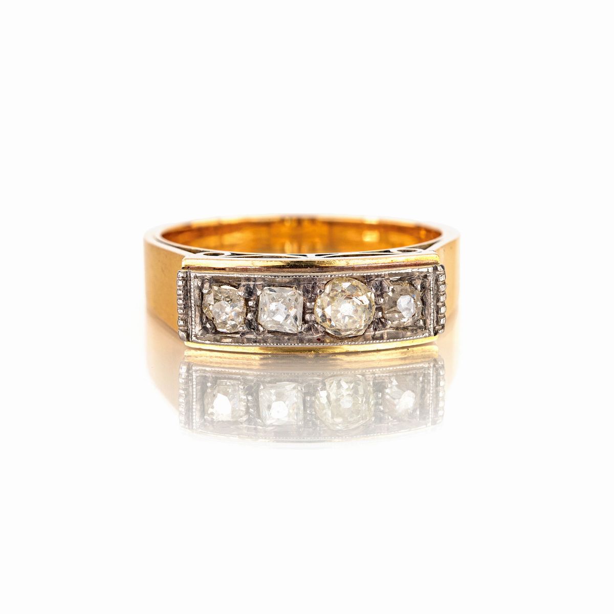 Anello a Riviera in Oro e Diamanti