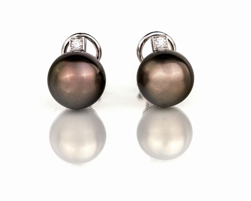 Orecchini in Oro, Perla e Brillante