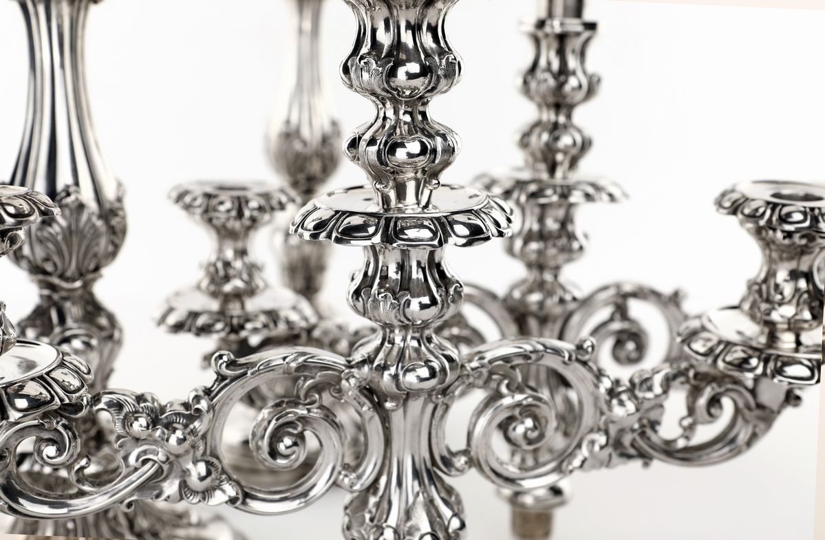 Coppia di Grandi Candelabri in Argento a Tre Luci a Doppio Uso, Ultimo Quarto XIX Secolo