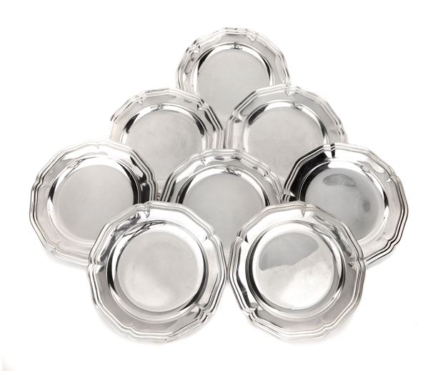 Otto piatti in argento 800/000, Italia, bolli consunti