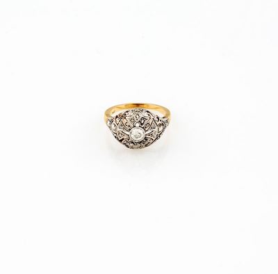 Anello Antico con Brillante