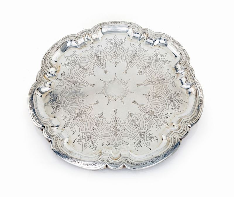 Vassoio Circolare in Argento 800/1000, Austria, 1872 - 1922, Argentiere E.g.