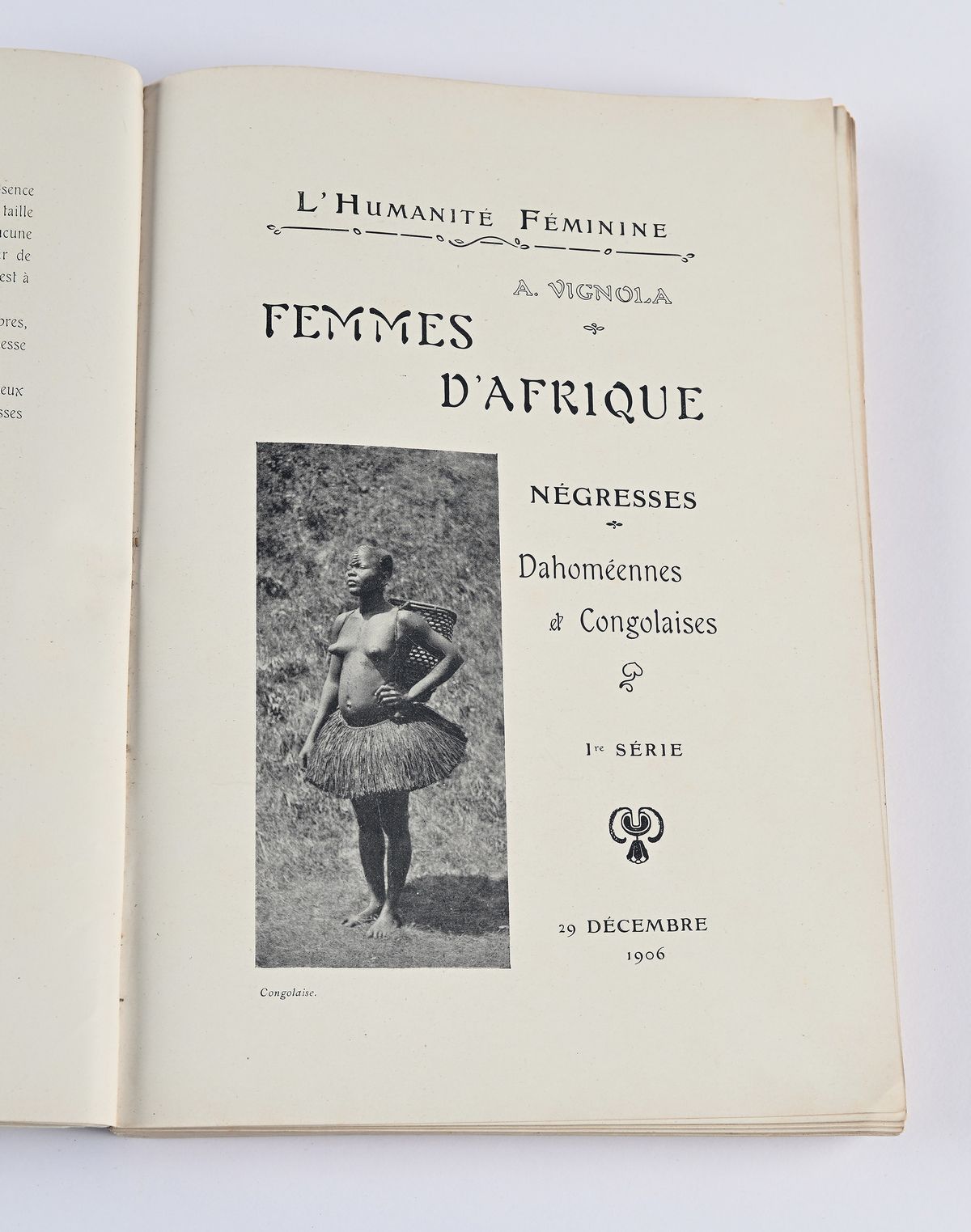 Vignola, A. - L’humanité Féminine. Études De Costumes Et De Nu