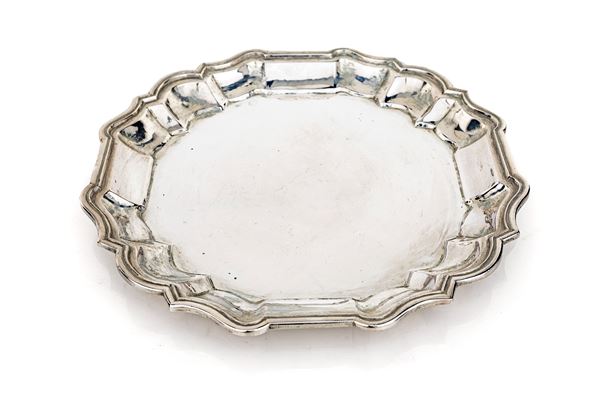 Piattino in argento, Venezia, XX secolo, argentiere MR