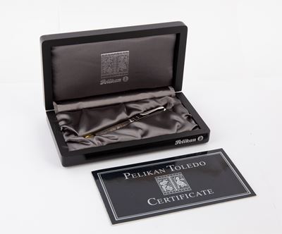 Pelikan M 710 Toledo - Penna Stilografica a Pistone in Resina con Fascia Incisa e Cesellata a Man...