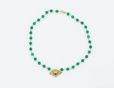 Collana di Agata e Centro con Teste di Leone