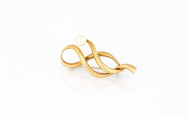 SPILLA IN ORO GIALLO CON PERLE