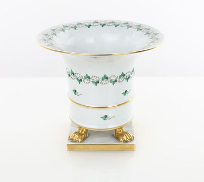 Manifattura di Herend, Cache-pot in porcellana con decoro Persil, Ungheria, metà del XX secolo
