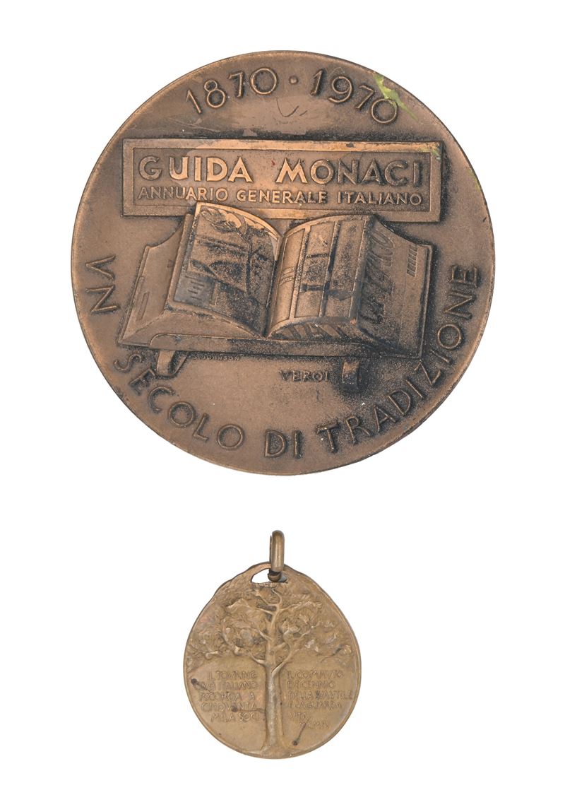 2 Medaglie in Bronzo: Touring Club Italiano Decennale 1894-1904 - Centenario Guida Monaci 1870-19...