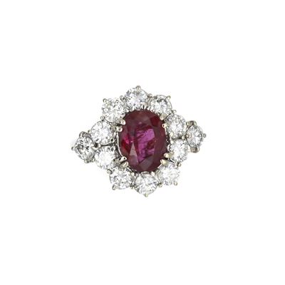 Anello in Oro, Rubino e Brillanti